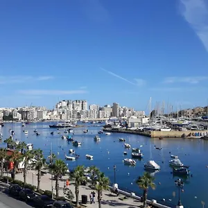 Shore Bridge ** Gzira